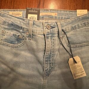 Levi's Women's 721 High-Rise Skinny Light Blue Jeans